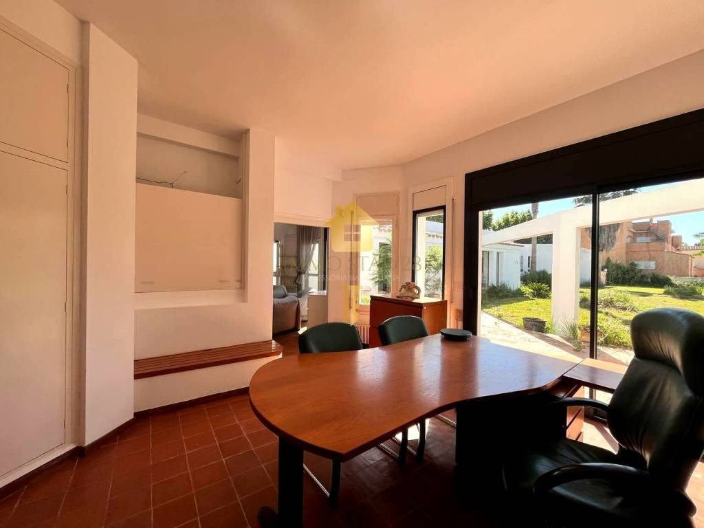 Casa de 332 m² a Castelló d'Empúries