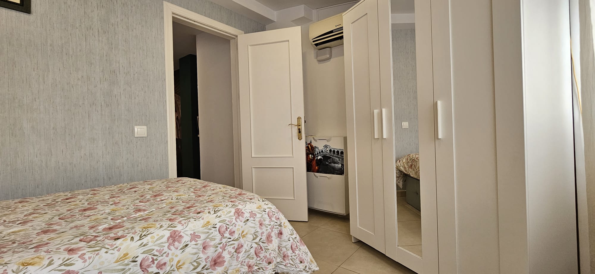 Habitación 130 m², Alicante