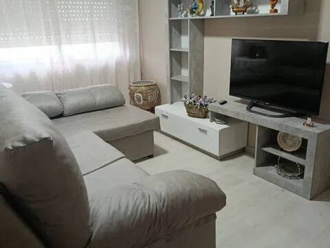 Casa de 80 m² en Oleiros