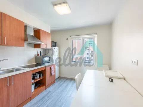 Habitación 85 m², Oviedo