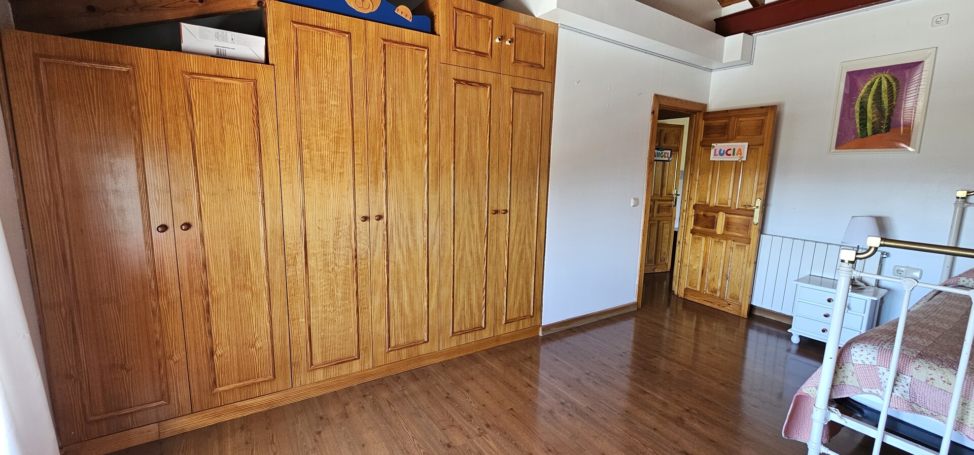 Piso de 1500 m² en Totana