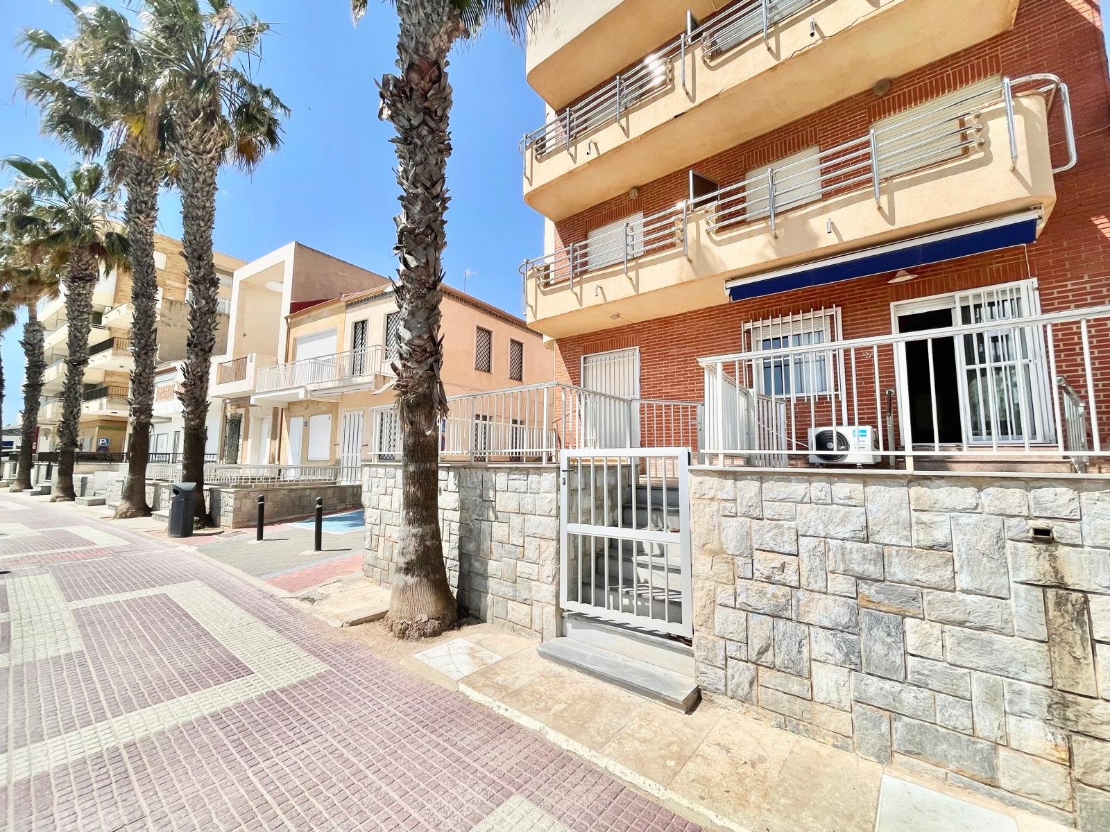 Piso de 90 m² en Los Alcázares
