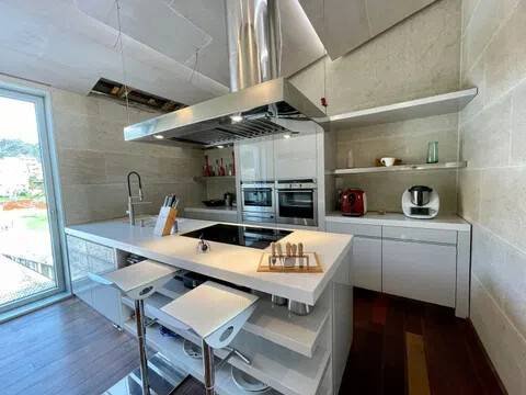Casa de 496 m² en Vilaboa