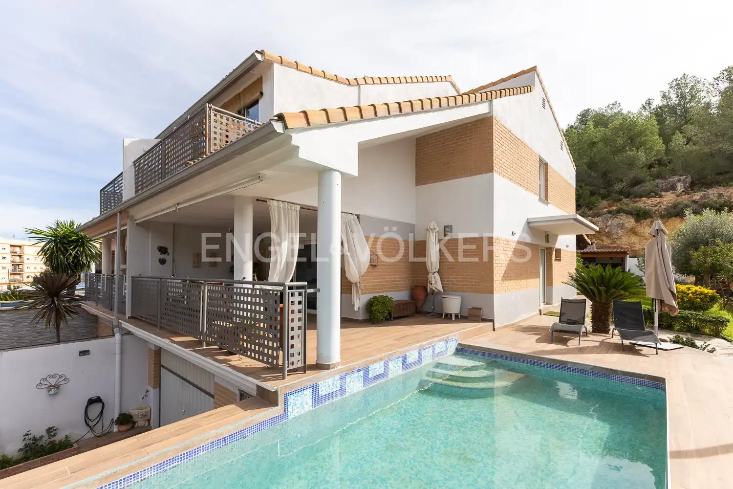House 230 m² in Chiva