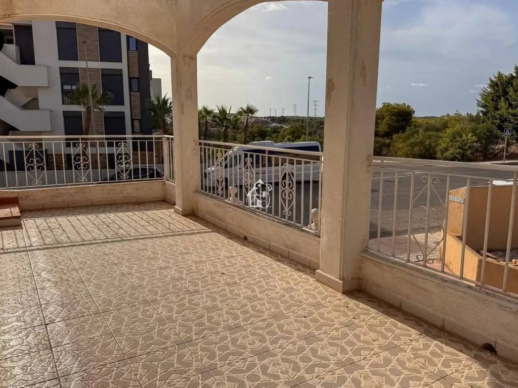 Casa de 90 m² en Orihuela