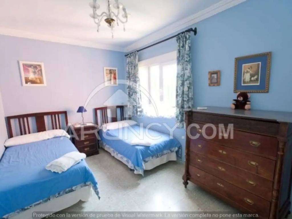 Casa de 225 m² en Alcalá de Guadaíra