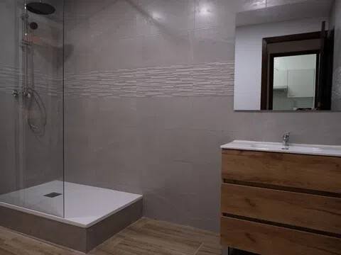 Habitación 140 m², Lérida