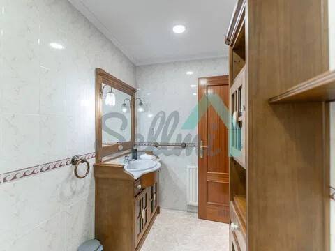 Piso de 80 m² en Oviedo