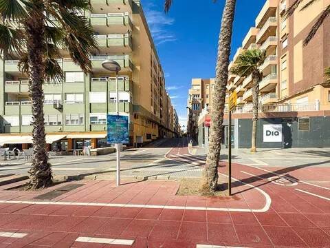 Piso de 77 m² en Almería