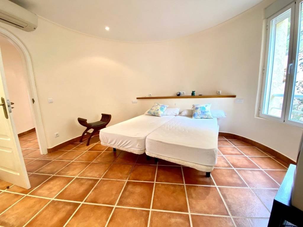 Haus 500 m² in Altea