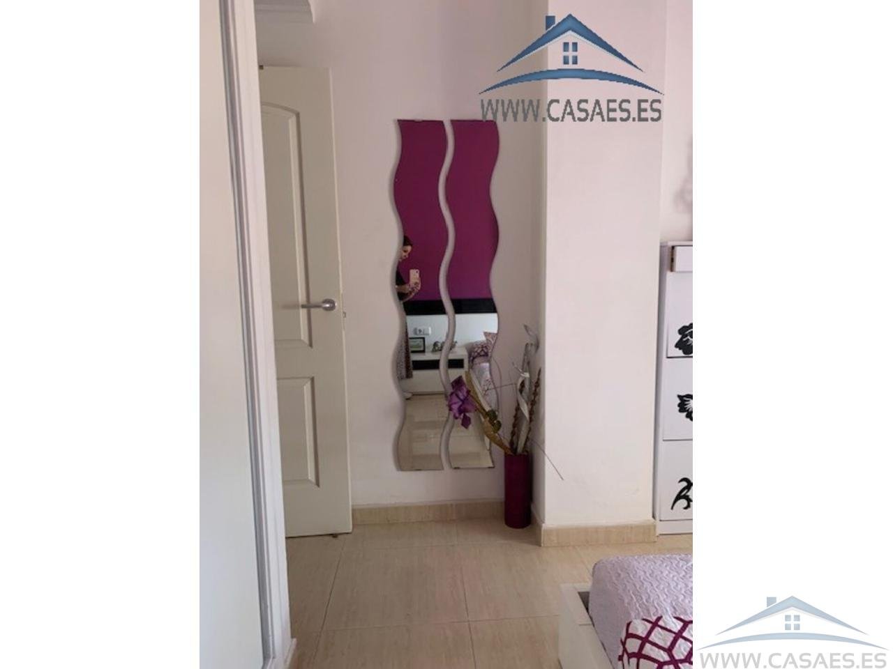 Piso de 80 m² en Roquetas de Mar