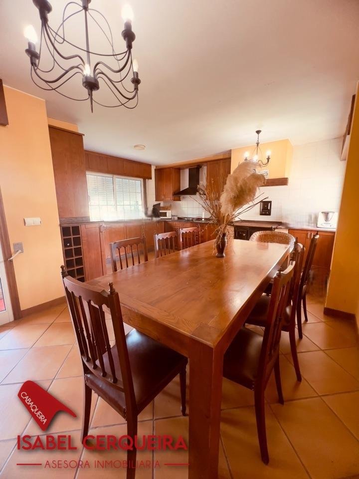 Casa de 176 m² en O Rosal