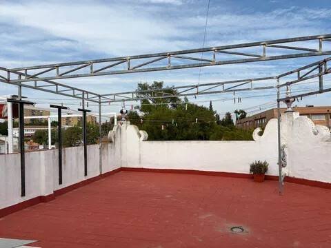 Piso de 80 m² en Tomares
