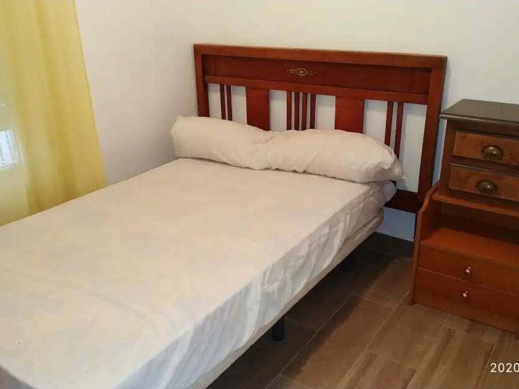 Piso de 100 m² en Linares