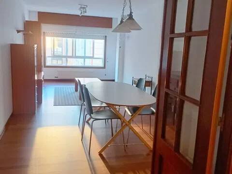 Piso de 90 m² en Pontevedra