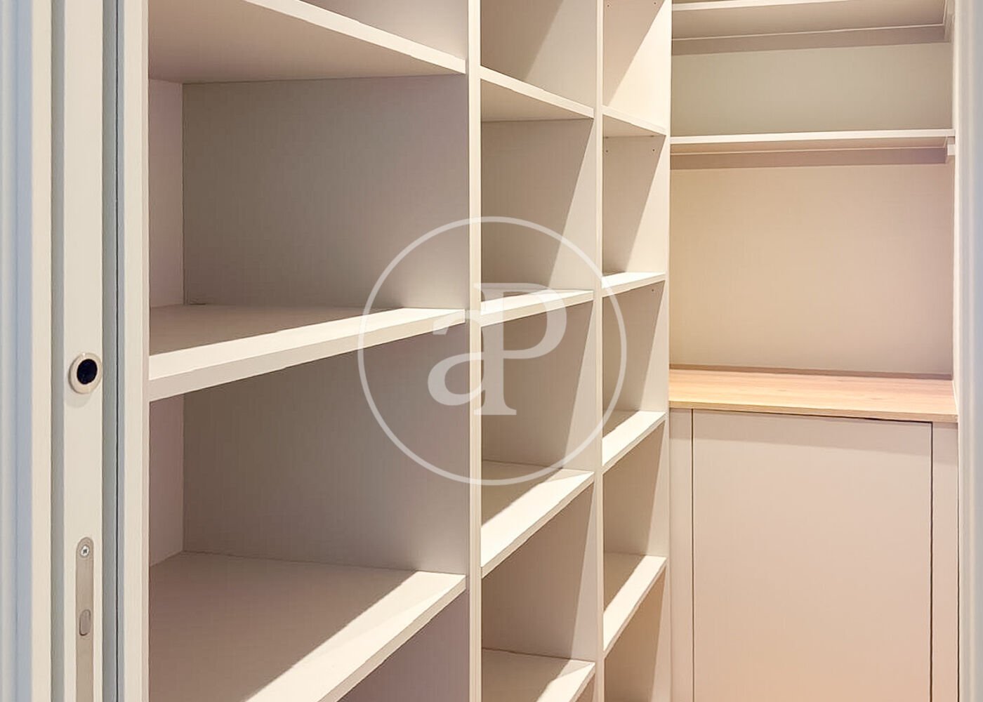 Wohnung 340 m² in Madrid