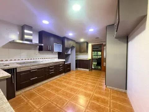 Piso de 200 m² en Játiva