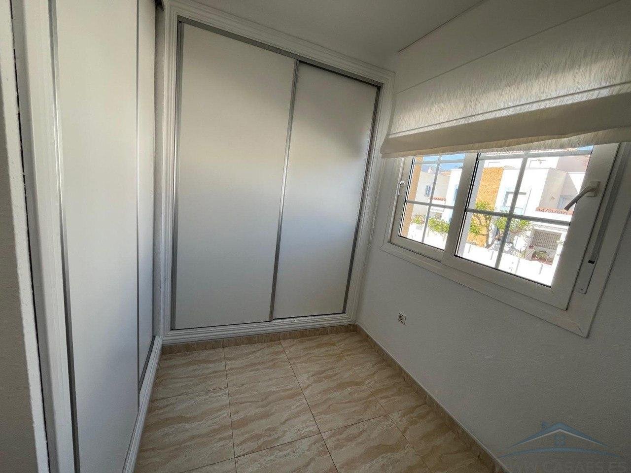 Piso de 160 m² en Roquetas de Mar