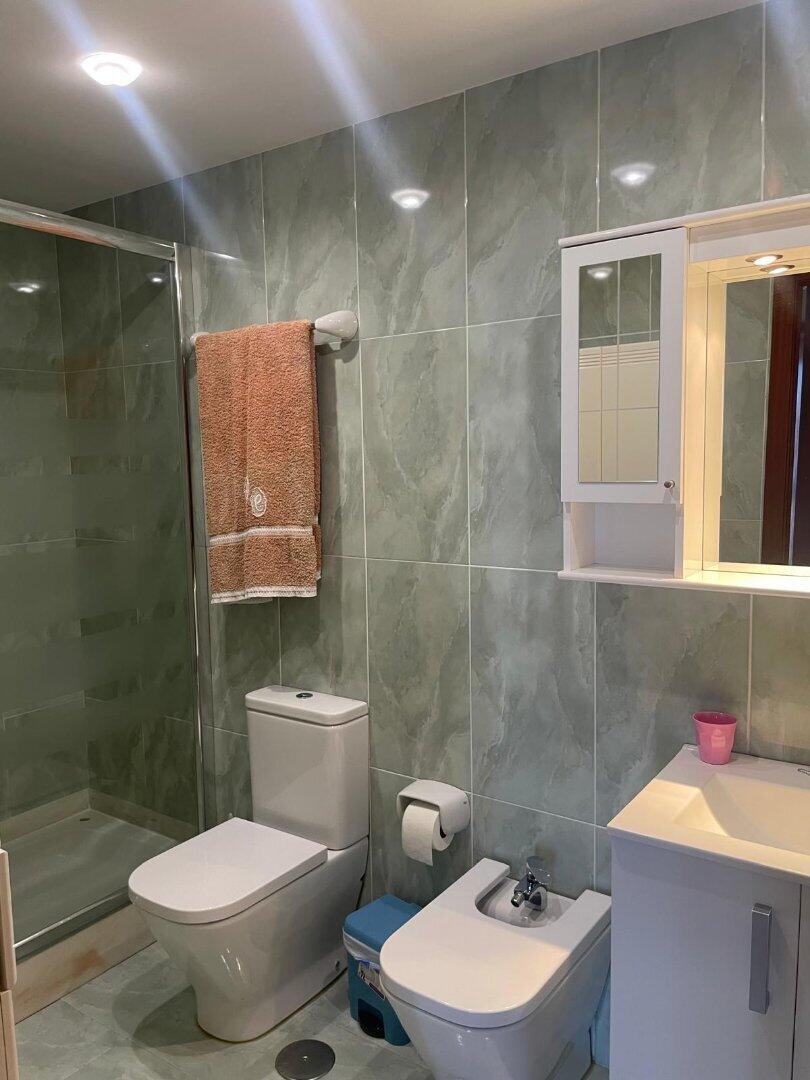 Piso de 80 m² en Salas