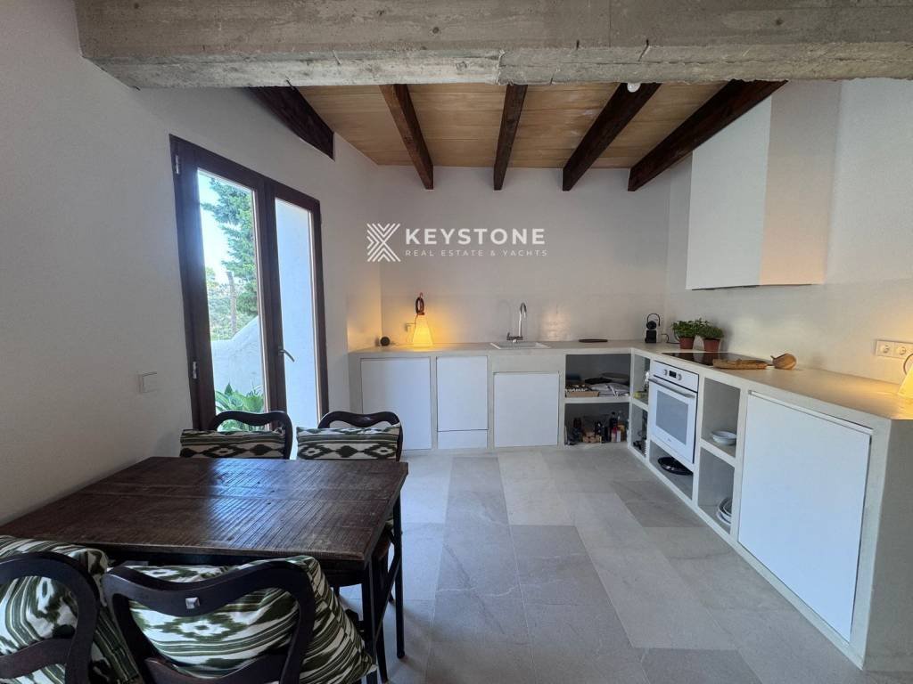 Casa de 95 m² a Estellencs