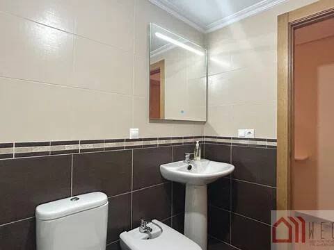 Piso de 65 m² en Ares