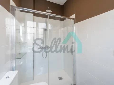 Piso de 85 m² en Oviedo