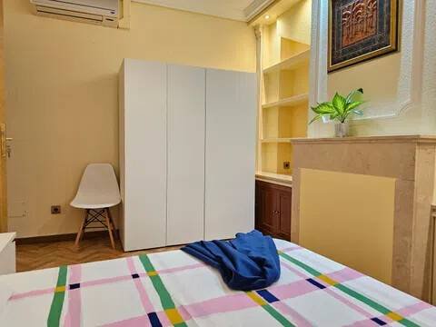 Habitación 250 m², Madrid