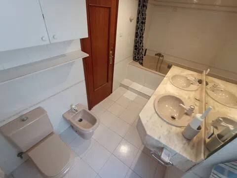 Zimmer 190 m², Valencia