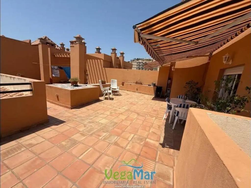 Wohnung 70 m² in Almuñécar