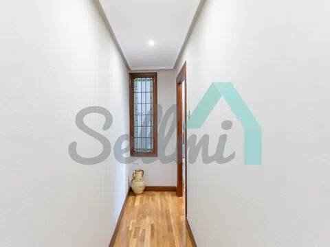 Piso de 104 m² en Oviedo