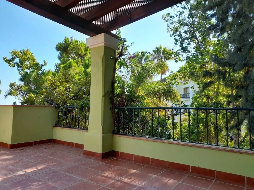 Casa de 752 m² en Estepona