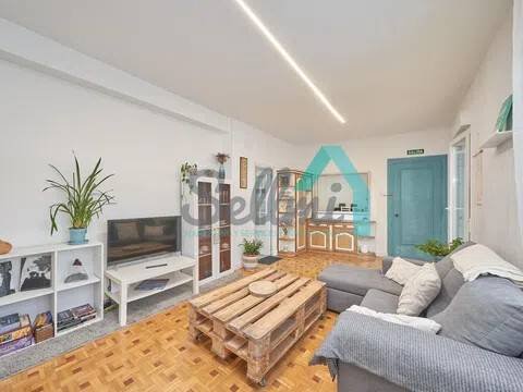 Piso de 106 m² en Oviedo