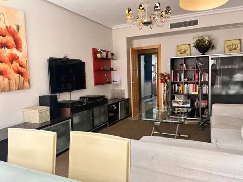 Apartamento 95 m² em Sevilla