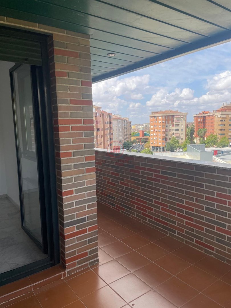 Piso de 90 m² en Cáceres