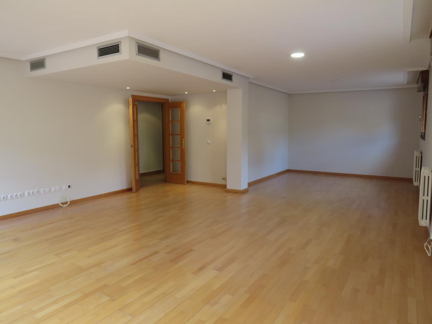 Pis de 355 m² a Saragossa