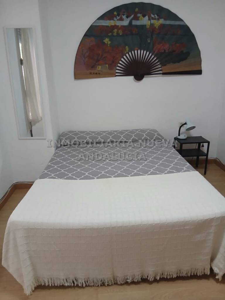 Piso de 90 m² en Almería