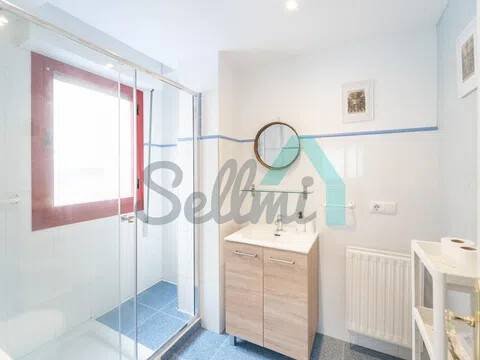 Piso de 43 m² en Oviedo