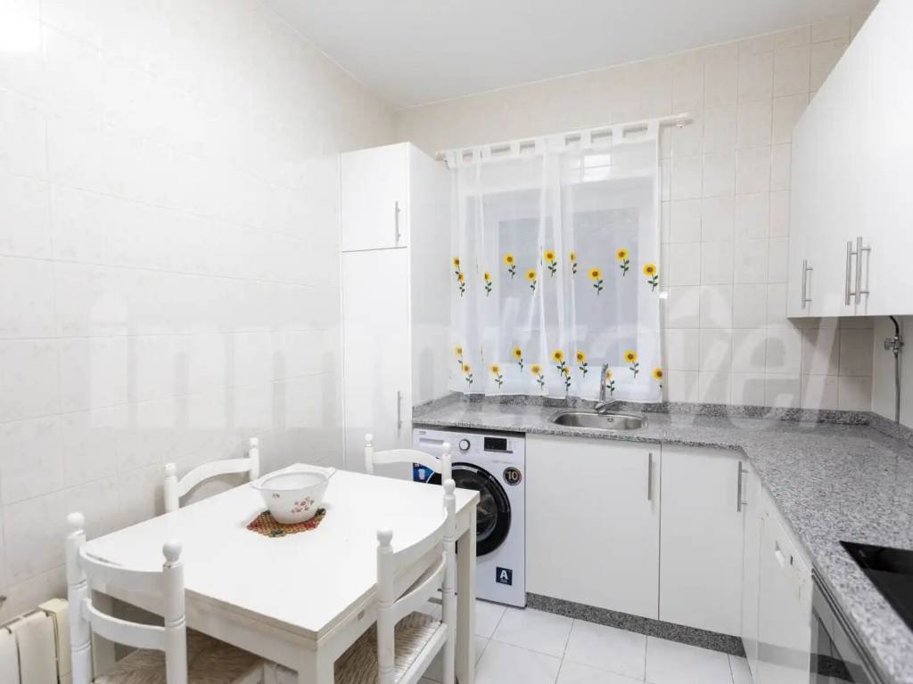 Piso de 100 m² en Sanxenxo