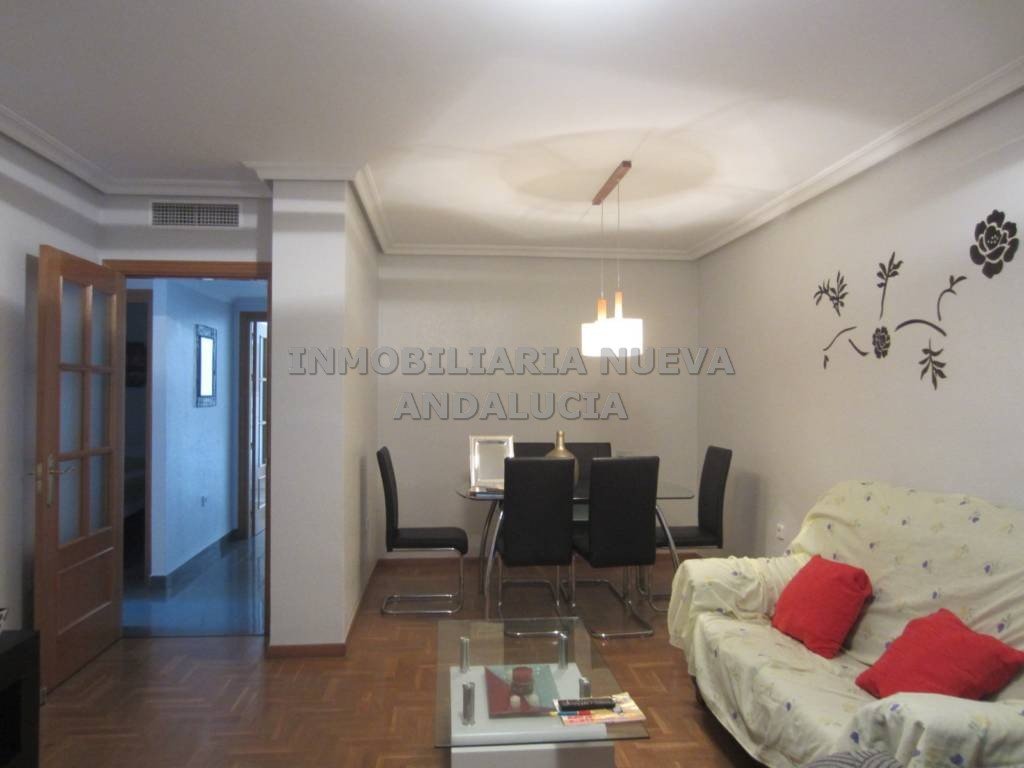 Piso de 95 m² en Almería