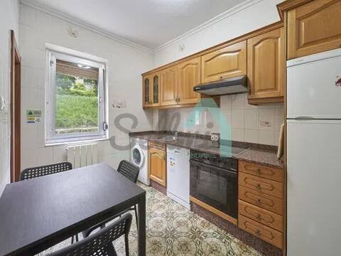 Piso de 80 m² en Oviedo