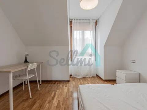 Piso de 80 m² en Oviedo