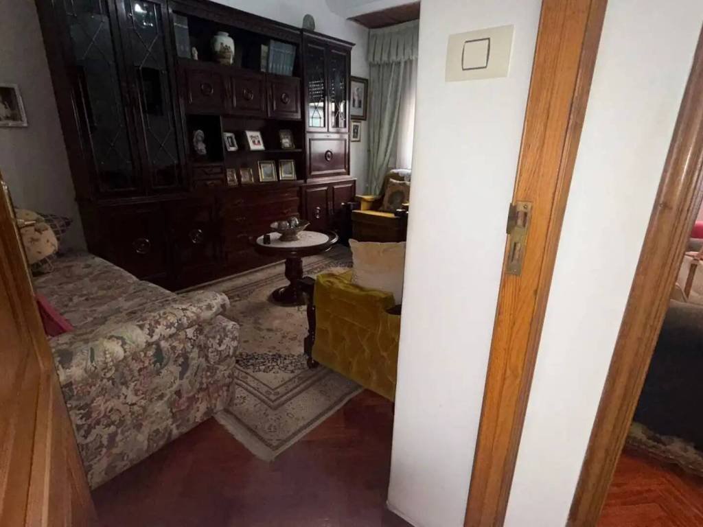 Piso de 80 m² en Ourense
