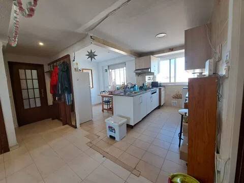 Zimmer 190 m², Valencia