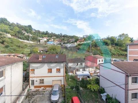 Pis de 58 m² a Llangréu / Langreo