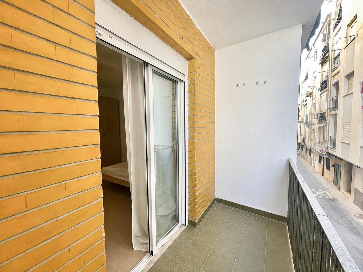 Piso de 80 m² en Granada