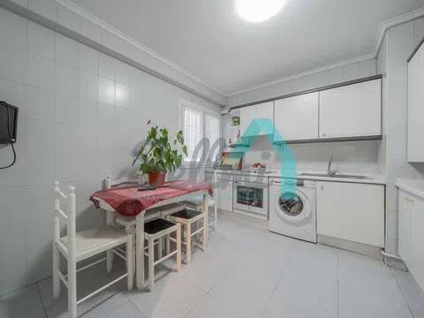 Piso de 90 m² en Oviedo