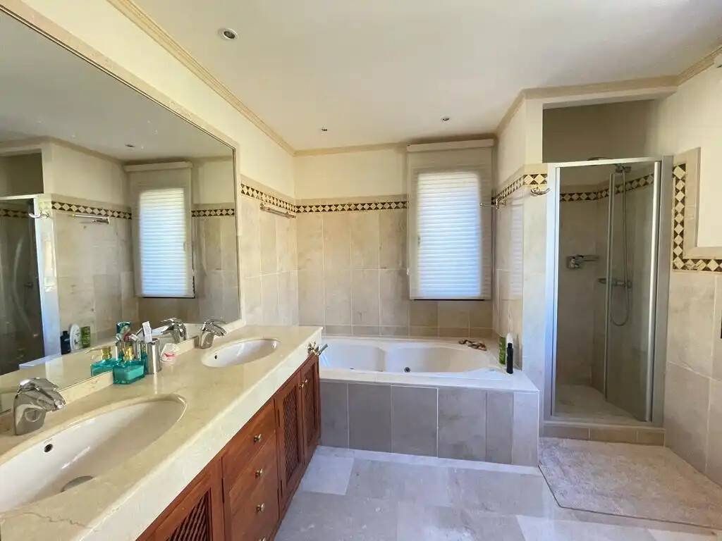 Casa de 1150 m² en Benahavís