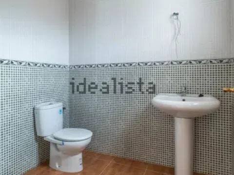 Piso de 100 m² en Alcaucín