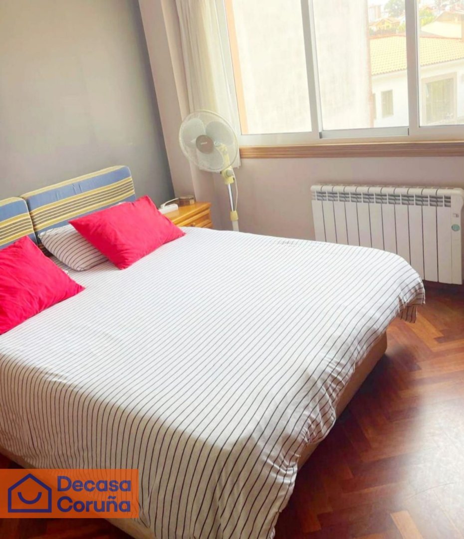 Piso de 90 m² en Oleiros