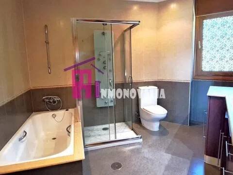 Casa de 180 m² en Moaña